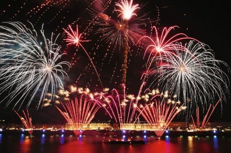 - Bordeaux : les feux d'artifices en sursis - Revue de presse des artificiers