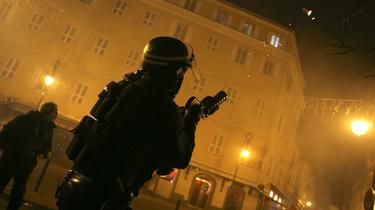 a17a7 000 324u2g9 taille1200 6229865d85515 - Rennes : des émeutes ont éclaté cette nuit en plein centre-ville - Revue de presse des artificiers