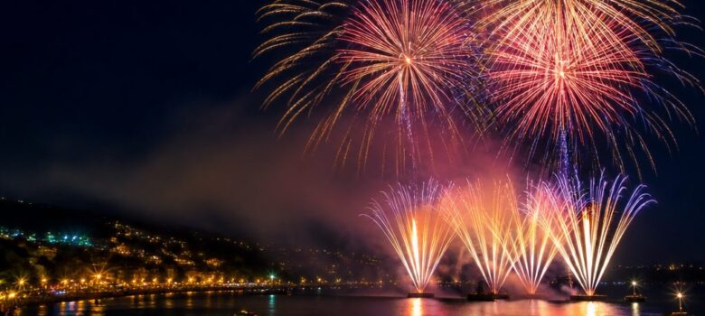 feu d artifice au bord de l eau quelles particularit s pour l organisation 1 - Feu d’artifice au bord de l’eau : quelles particularités pour l’organisation ? - Pyrotechnie.com – Feux d’artifice et culture pyrotechnique
