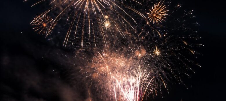 pourquoi un feu d artifice fait il autant de bruit 1 - Pourquoi un feu d’artifice fait-il autant de bruit ? - Pyrotechnie.com – Feux d’artifice et culture pyrotechnique
